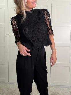 A-bee Aebriee Boue | Blusar & Skjortor