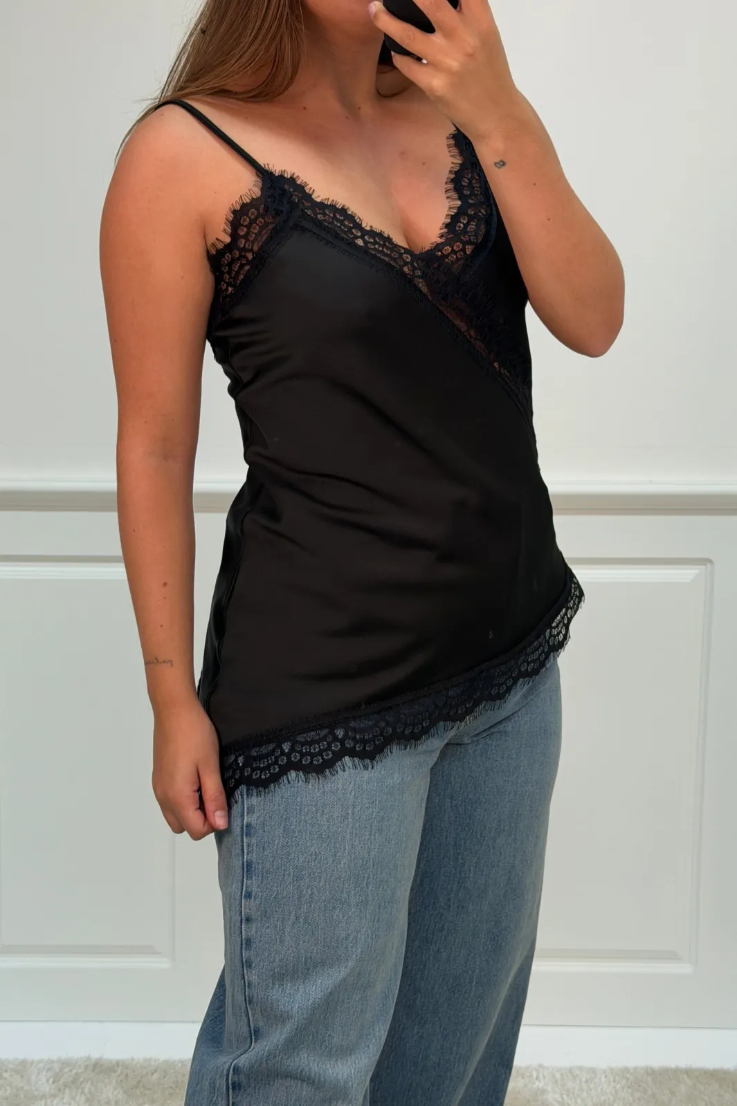A-bee Aeivanka Top | T-Shirts & Toppar