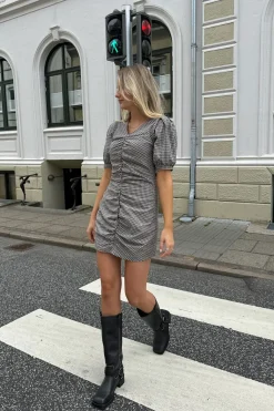 Aliceic Dress