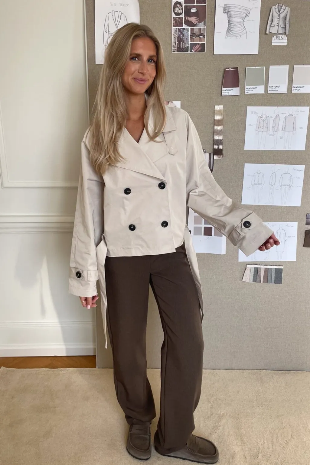 Almaic Trenchcoat A2319