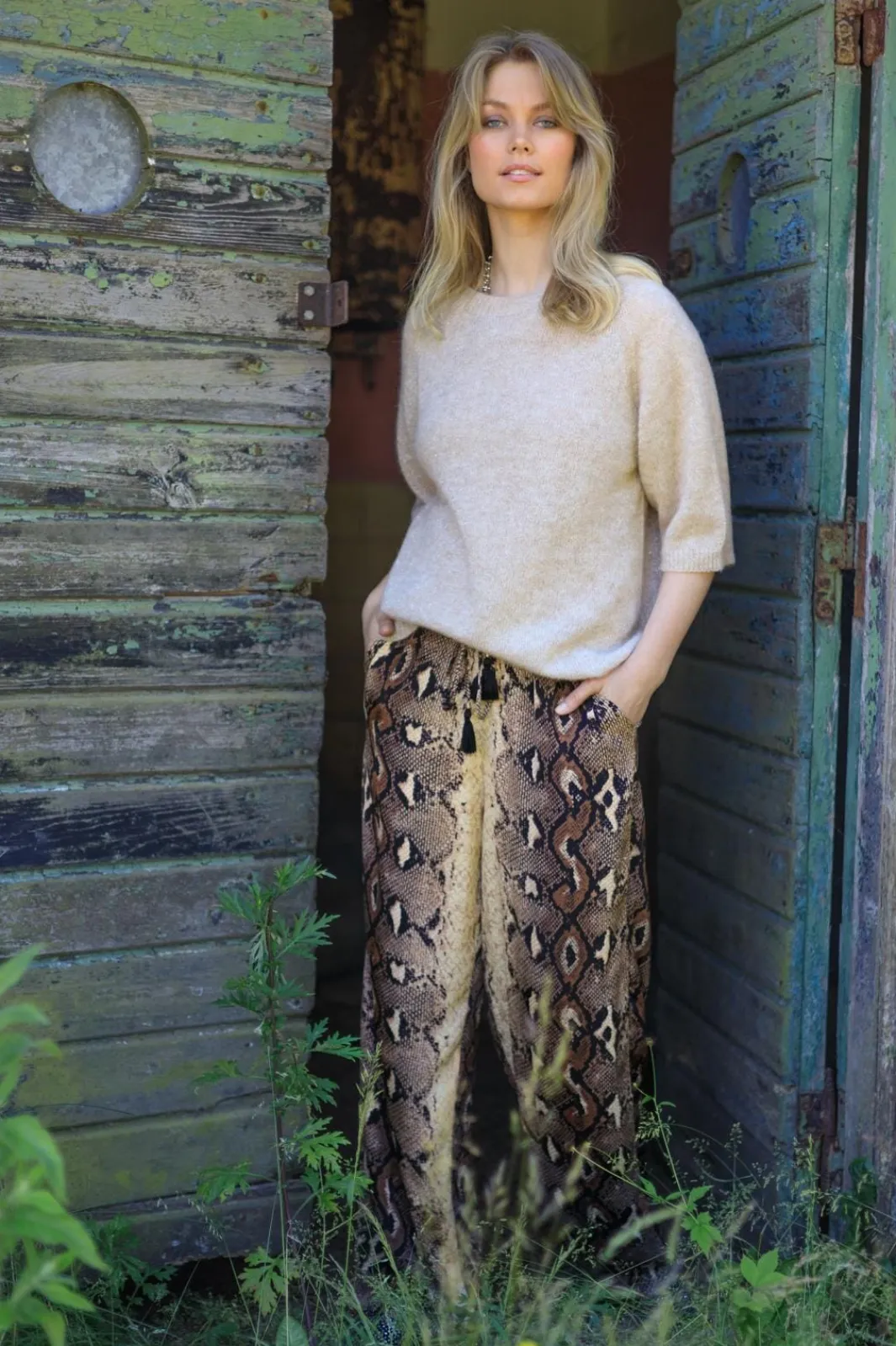 Black Colour Bcluna Straight Pant | Jeans, Leggings & Byxor