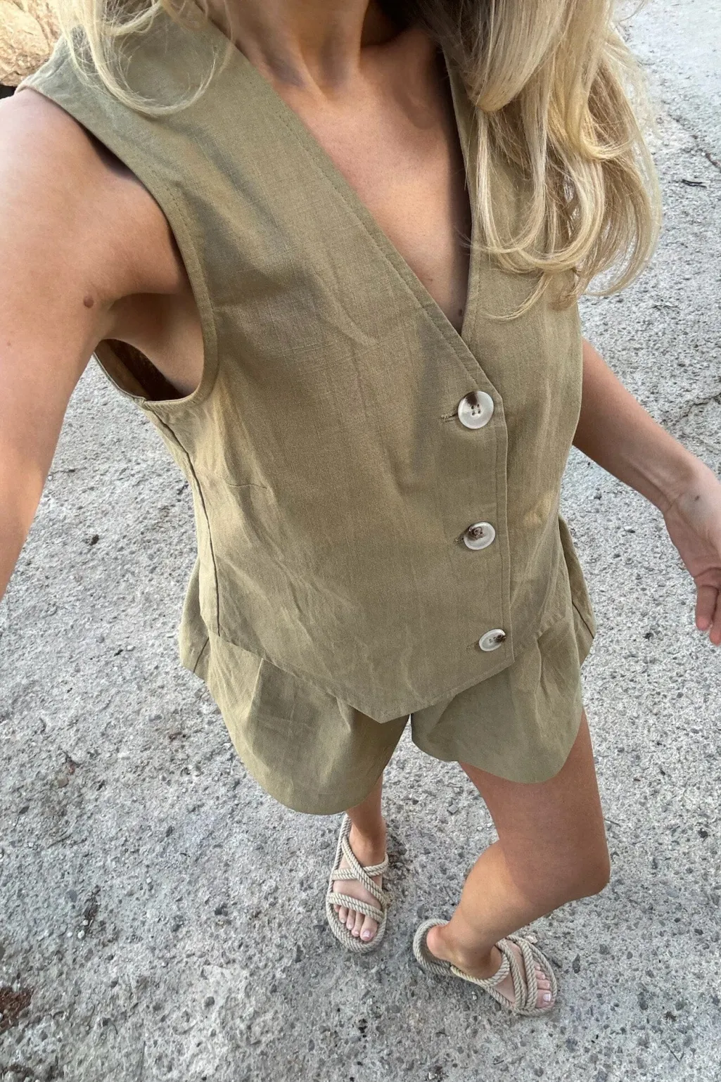 Celinaic Vest