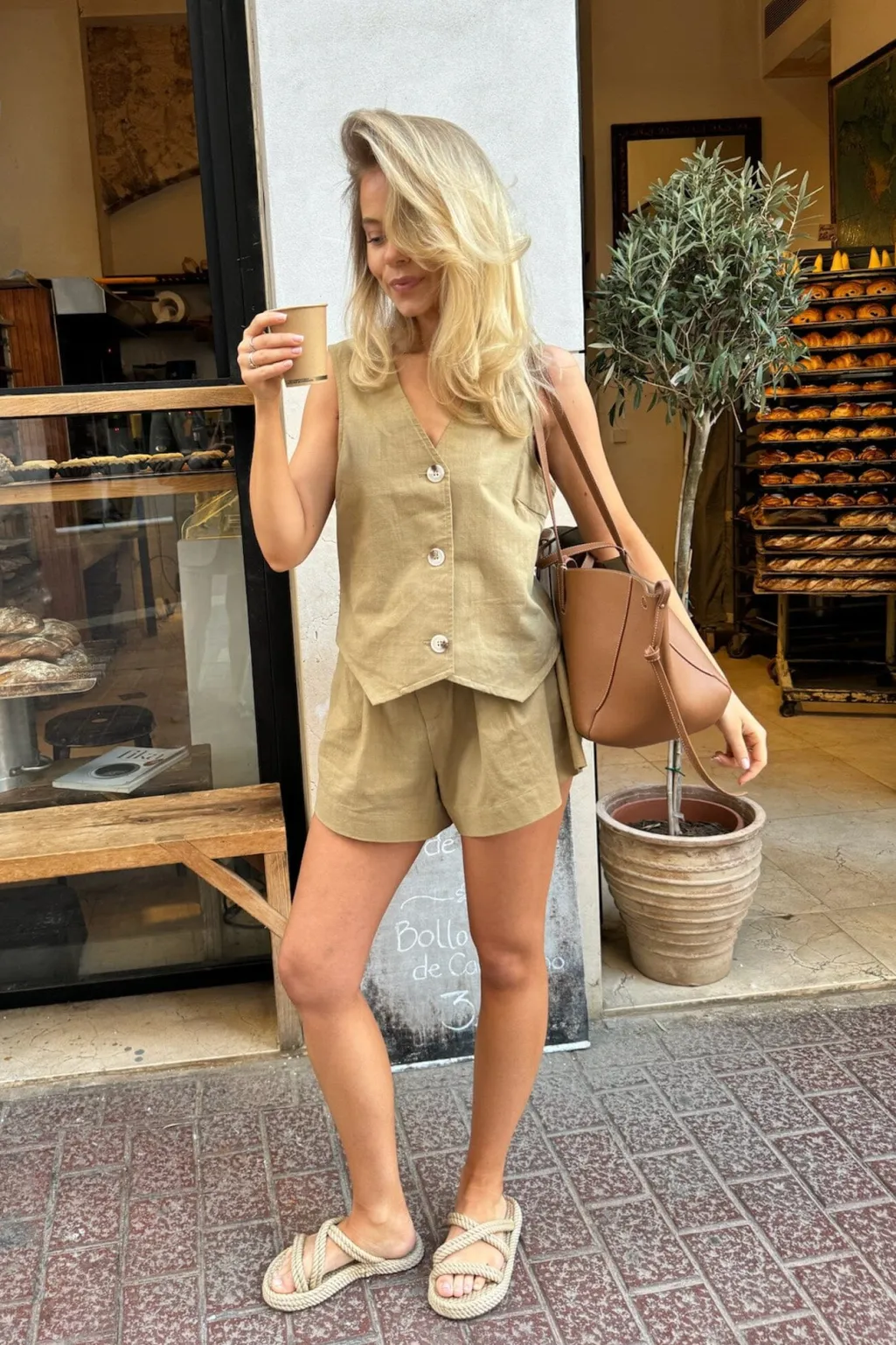 Celinaic Vest
