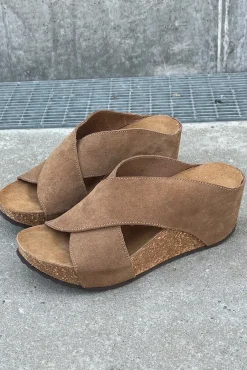 Csfrances 23 Suede CS7495