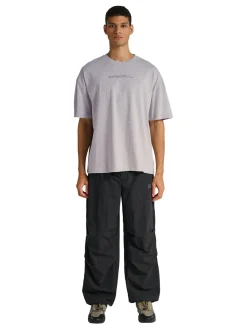 Halo Graphic Boxy T-hirt 230418 | T-Shirts & Toppar