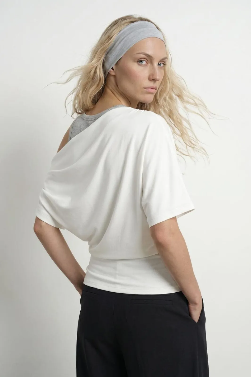Hypedrop Hdea Draped Off-houder Top 32000705 | T-Shirts & Toppar