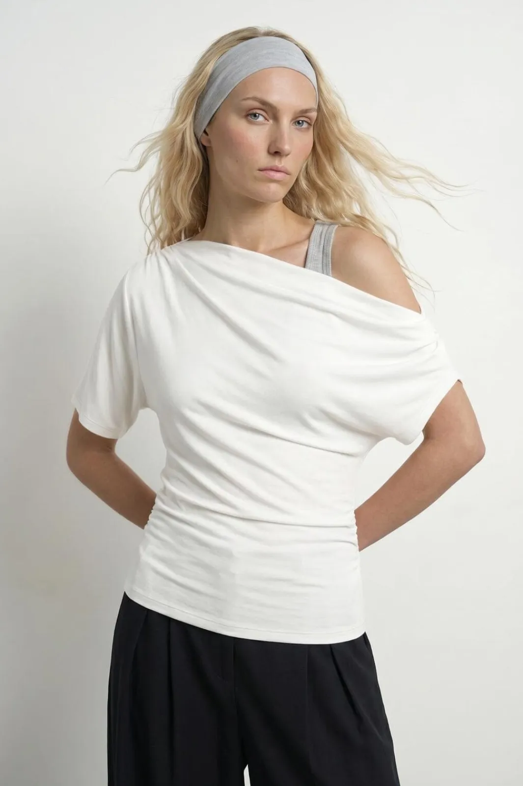 Hypedrop Hdea Draped Off-houder Top 32000705 | T-Shirts & Toppar