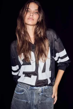 Haute L'Amitié Hadrift Nuber Tee H10287 | Blusar & Skjortor
