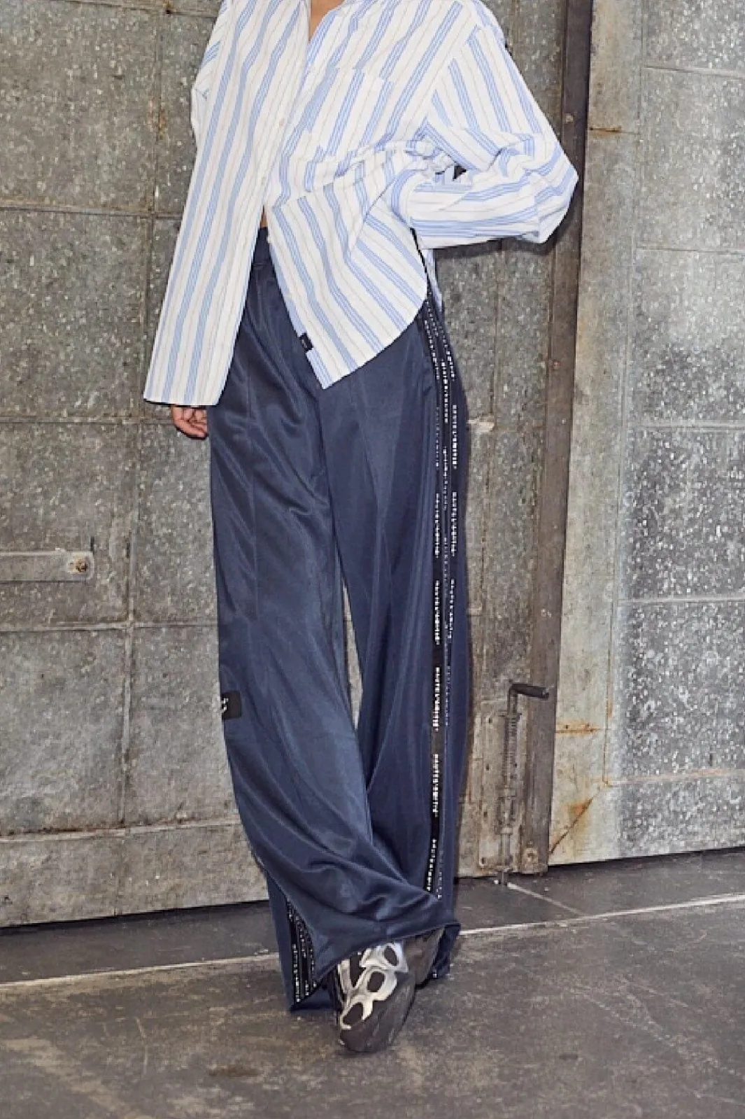 Haute L'Amitié Haogo Tape Track Pant H10258 | Jeans, Leggings & Byxor