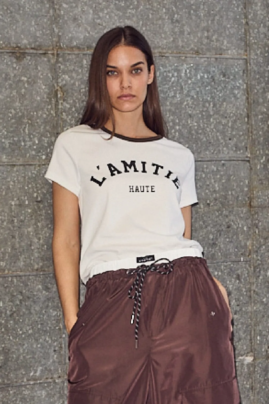 Haute L'Amitié Haneckine ogo Tee H10006 | T-Shirts & Toppar