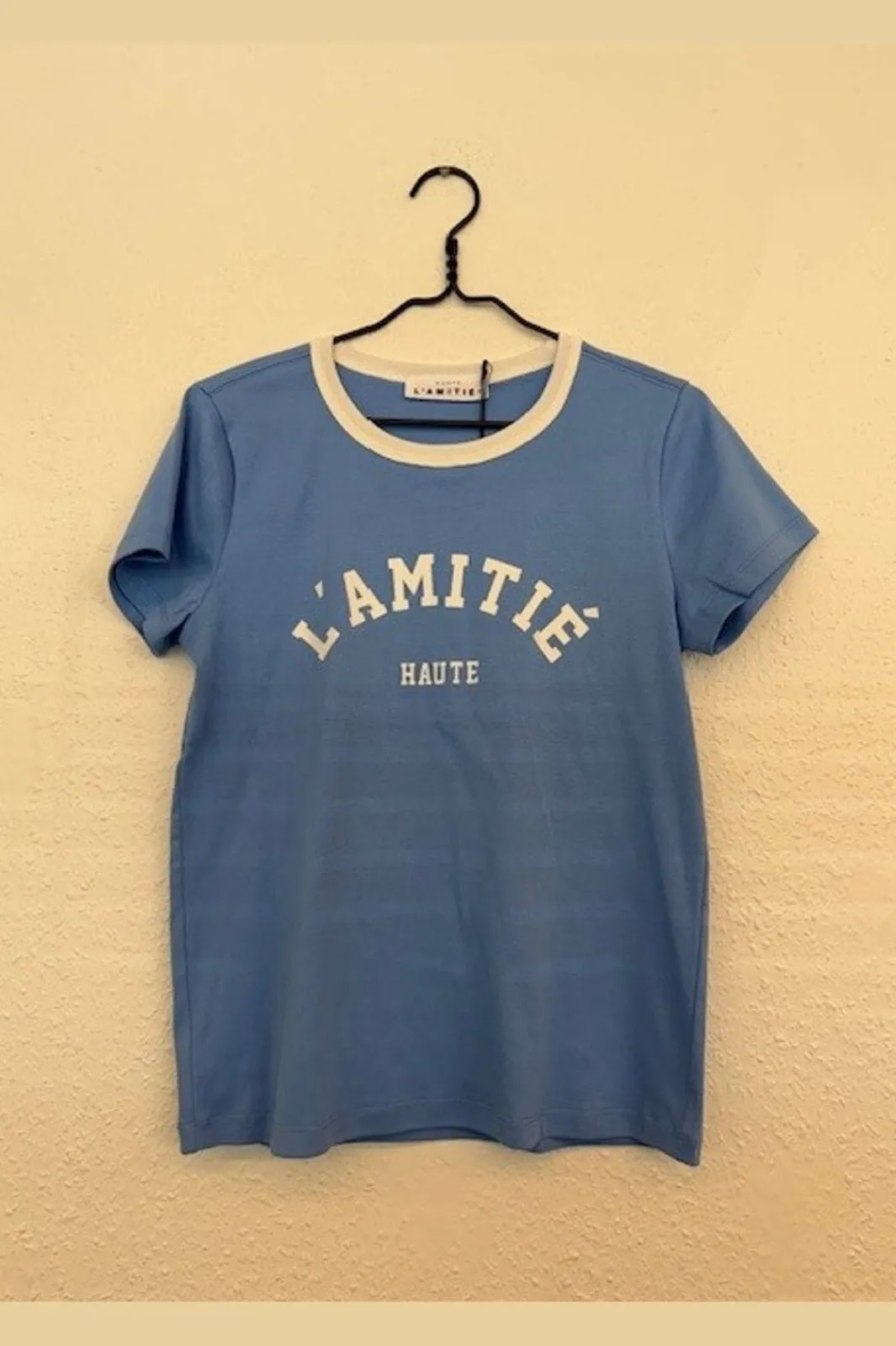 Haute L'Amitié Haneckine ogo Tee H10006 | T-Shirts & Toppar