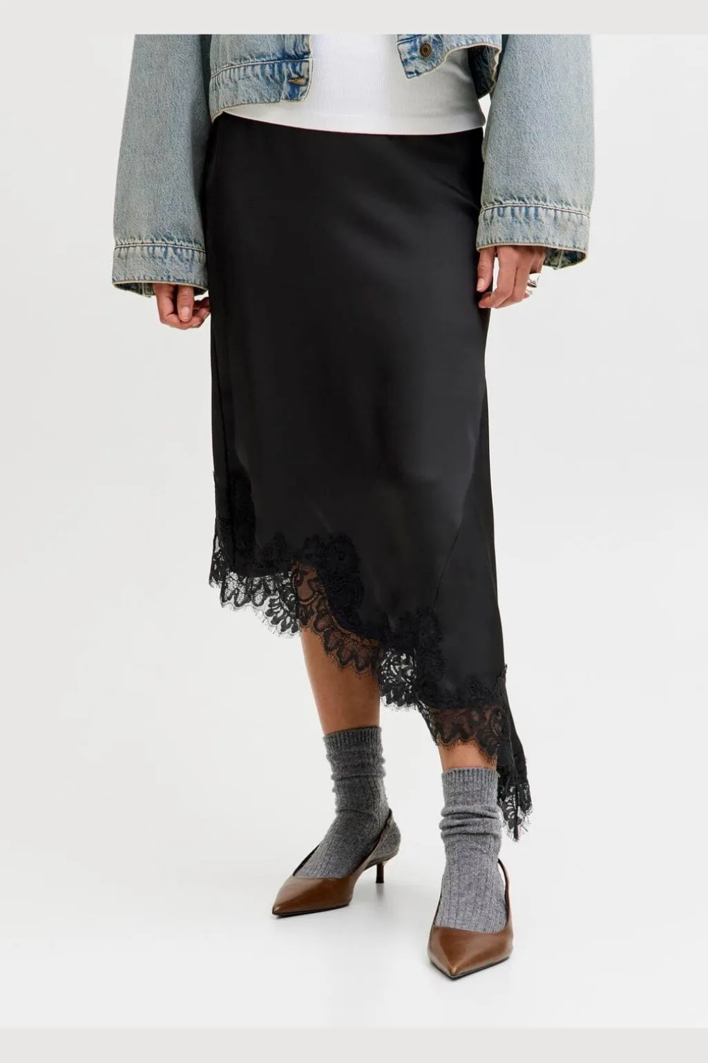 Jxvima Satin Asymmetric Skirt Ln
