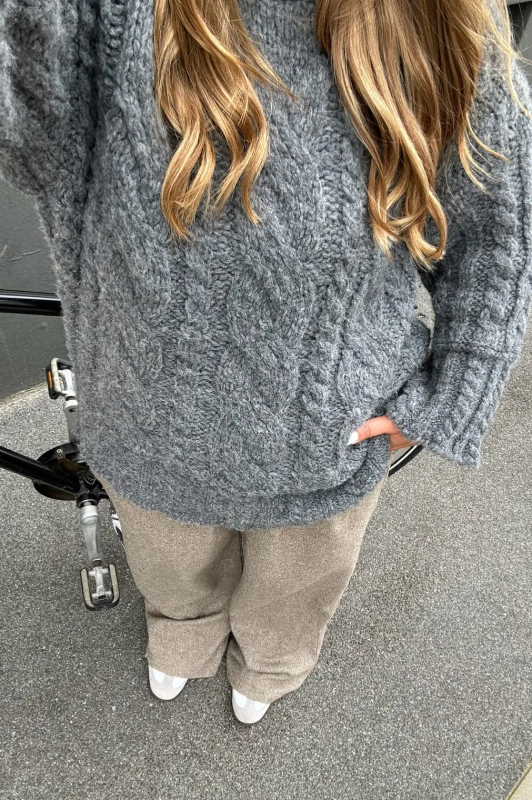 BYIC Kikiic Sweater | Sticka