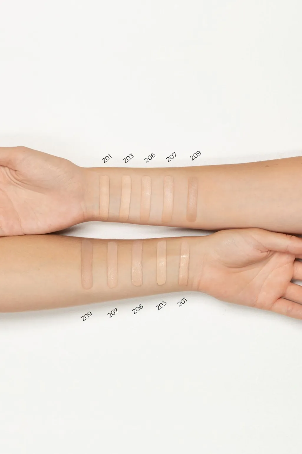 Lcnatural Glow Liquid Foundation Ivory 206
