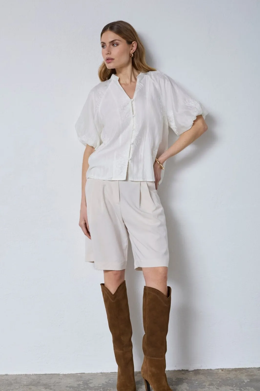 Co´Couture Neacc V-hirt 45123 | Blusar & Skjortor