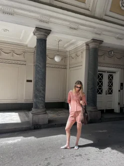 Noella Nkeay hirt 13370001 | Blusar & Skjortor