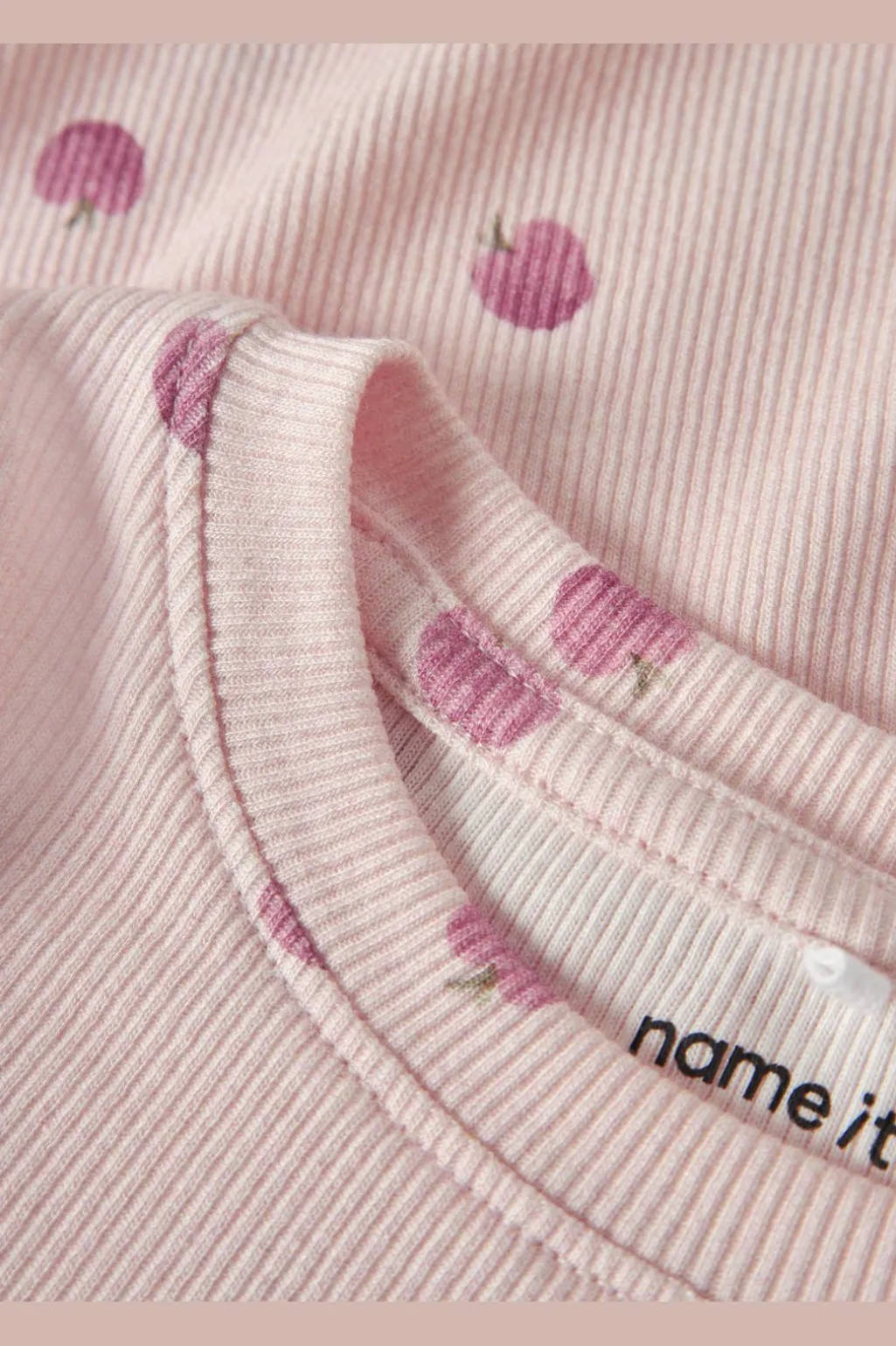 Nmffoapple Ls Top