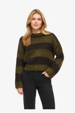 Noisy May Noff / O-Neck Knit | Sticka
