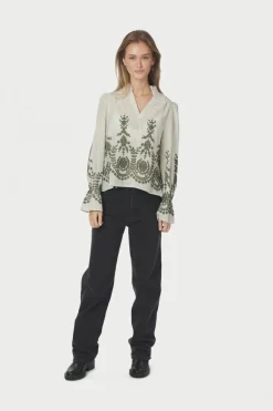 Neo Noir Nnamara Stripe Emb Blouse 163363 | Blusar & Skjortor
