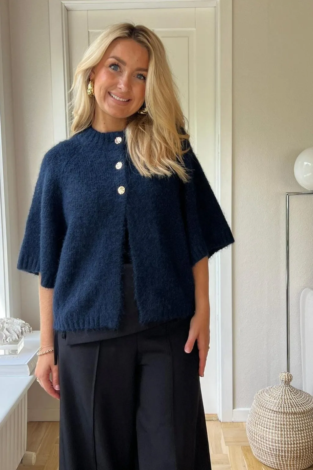 Nnbenuta Fluffy Knit Cardigan 165816