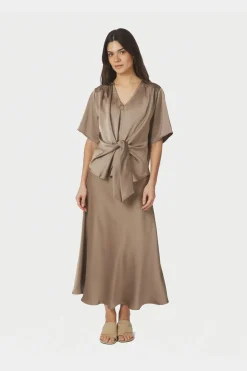 Neo Noir Nncasadia Heavy Sateen Blouse 165695 | Blusar & Skjortor