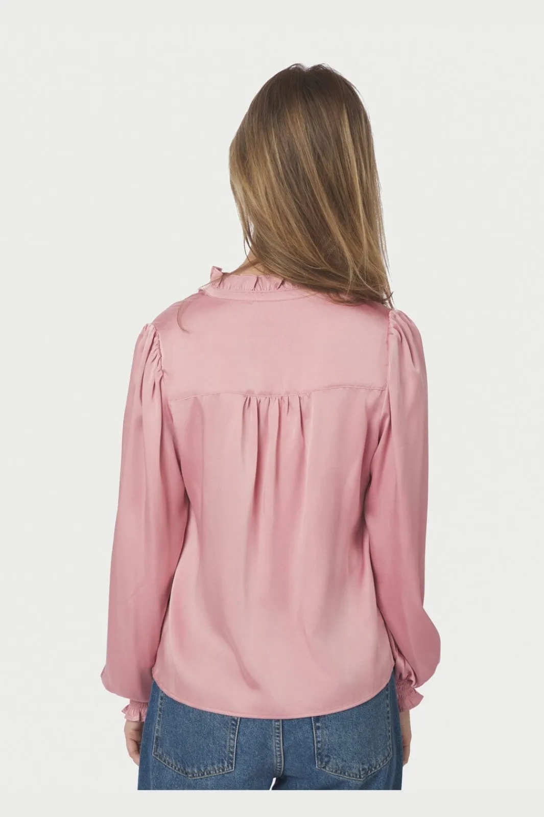 Neo Noir Nndelsie Drapy Sateen Blouse 167479 | Blusar & Skjortor
