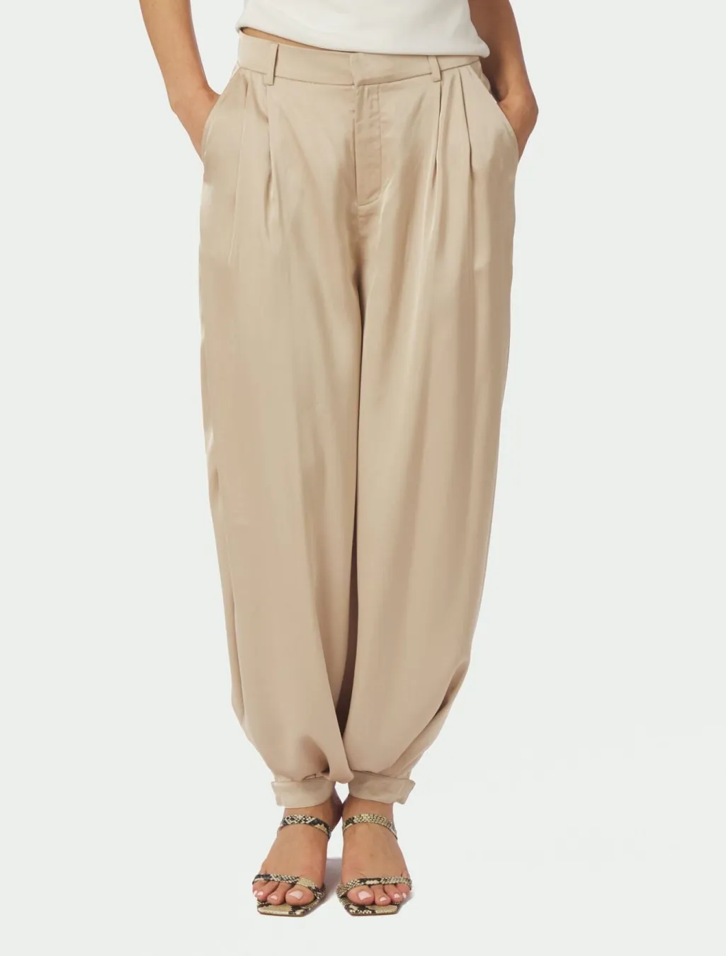 Nnfayla Drapy Satin Balloon Pants 167418