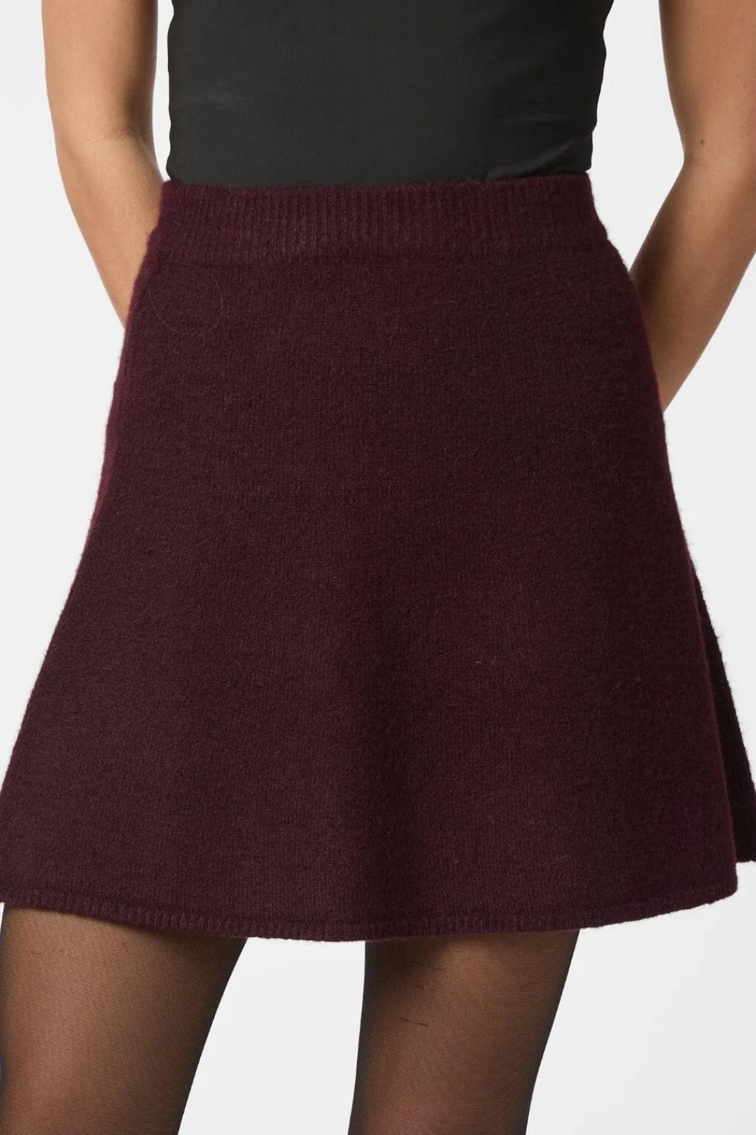 Neo Noir Nngisa Knit Skirt 161228 | Sticka
