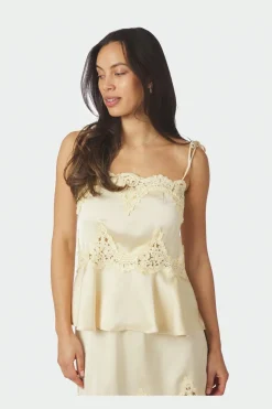 Neo Noir Nnkaela Heavy Sateen Lace Top 168290 | T-Shirts & Toppar