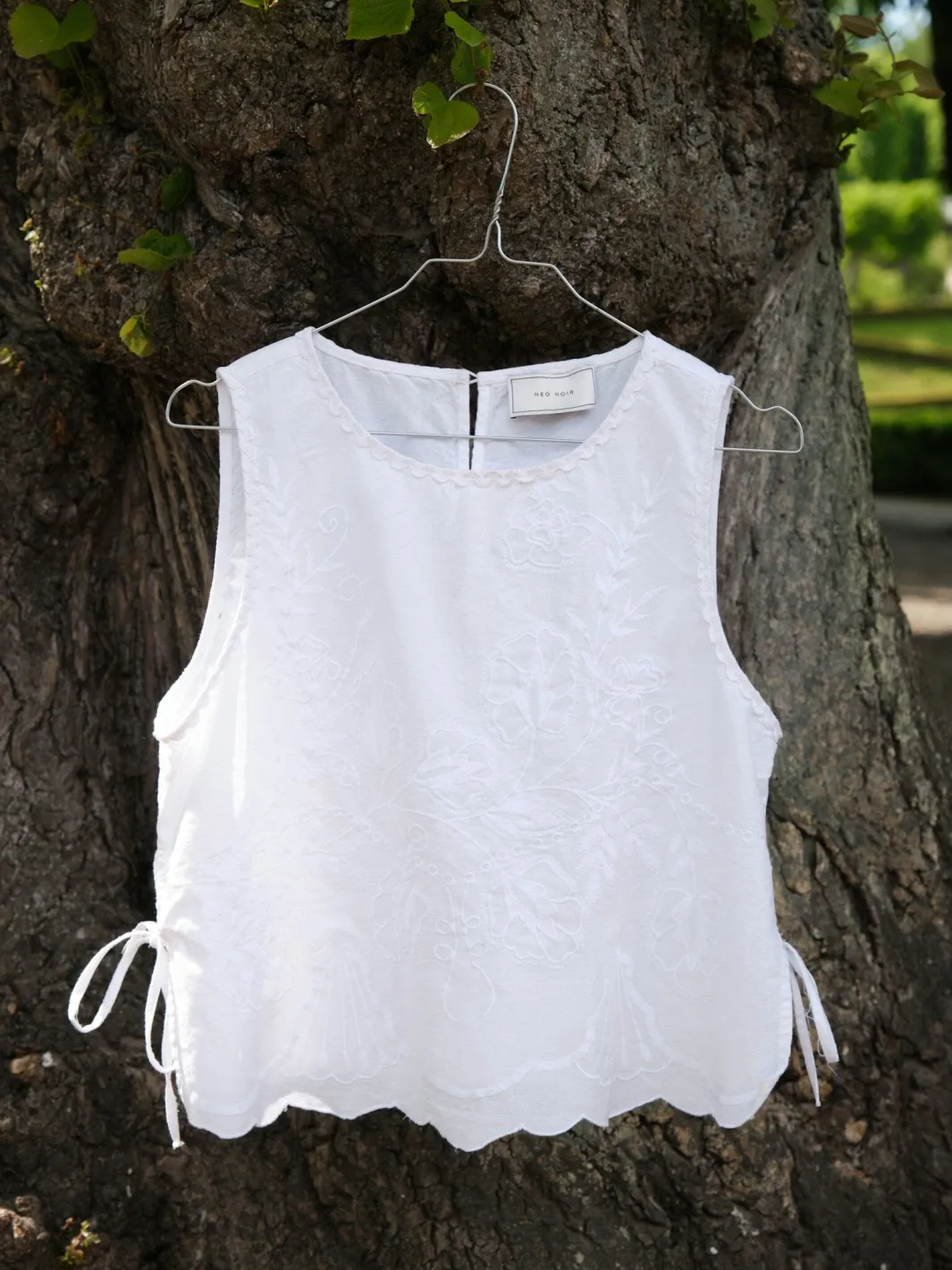 Neo Noir Nnkaelin Embroidery Top 169113 | T-Shirts & Toppar