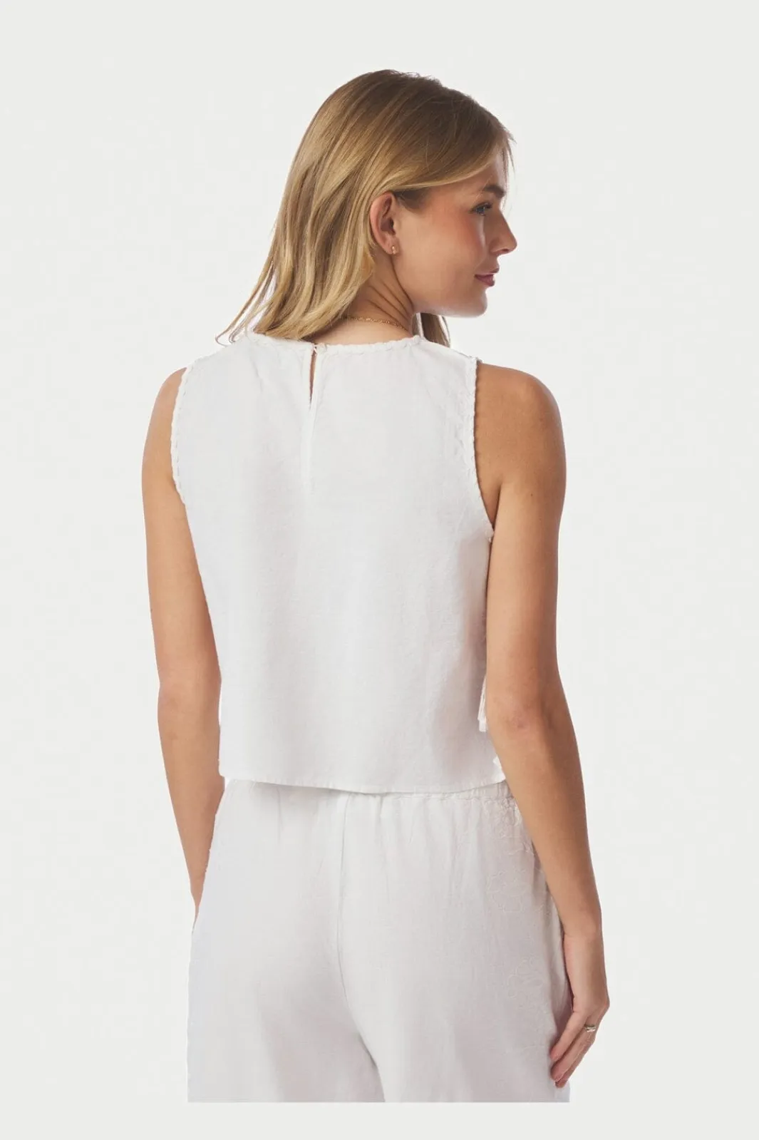 Neo Noir Nnkaelin Embroidery Top 169113 | T-Shirts & Toppar