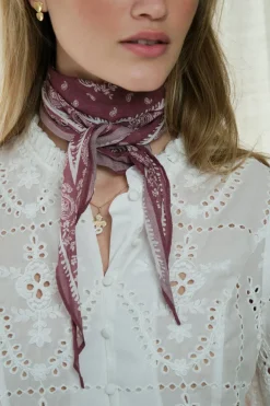 Neo Noir Nnkinessa Paisley Scarf 164346 | Halsdukar