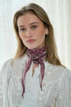 Neo Noir Nnkinessa Paisley Scarf 164346 | Halsdukar