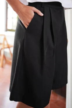 Nnnika Bermuda Shorts