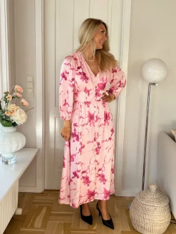 Neo Noir Nnolana Fading Flower Dress 169136 | Klänningar