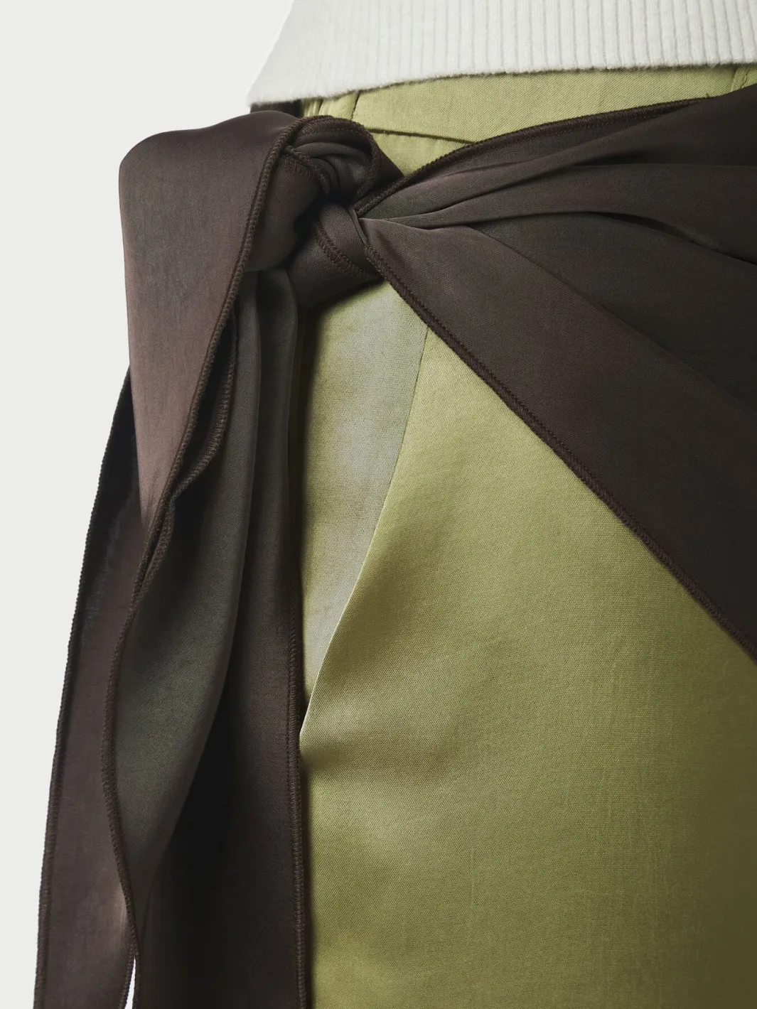 Neo Noir Nnserina Heavy Sateen Big Scarf 168193 | Halsdukar