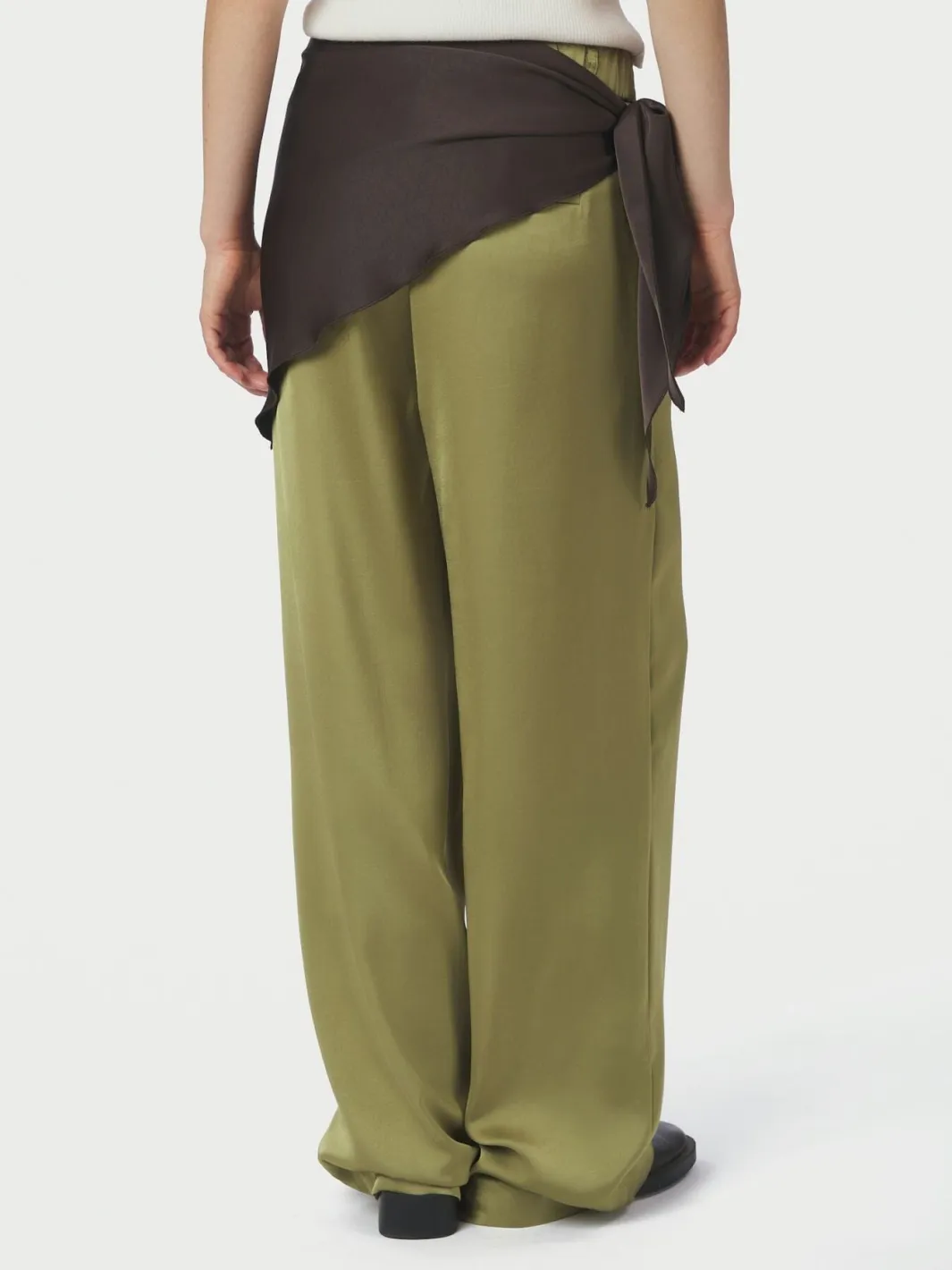 Neo Noir Nnserina Heavy Sateen Big Scarf 168193 | Halsdukar