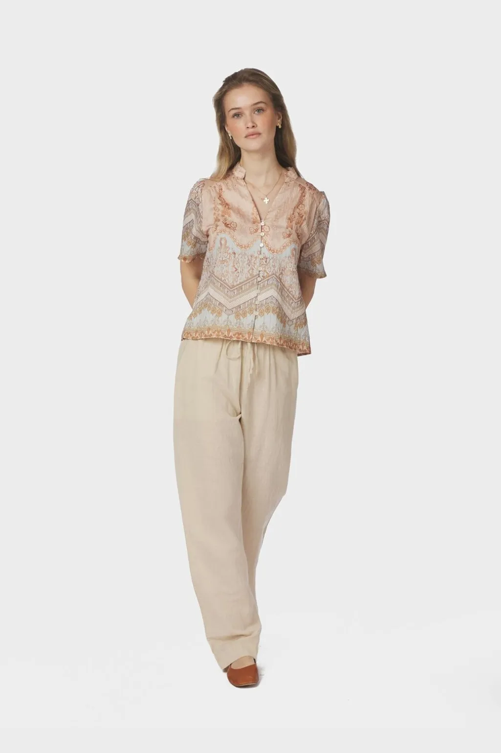Nntorana Flower Border Blouse 169345