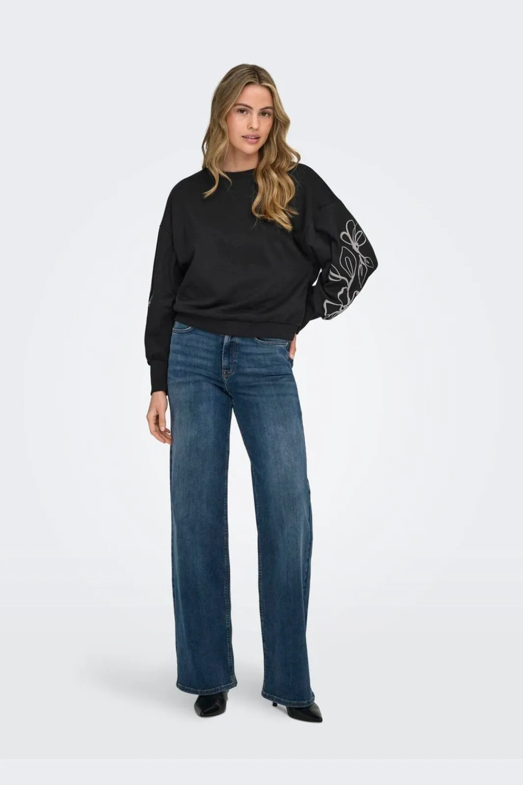 Only Onbrooke / O-Neck Fower wt | Träningsoveraller & Comfy Wear
