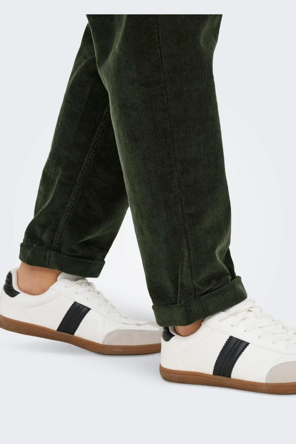Onlflora Ela Cord Carrot Pant