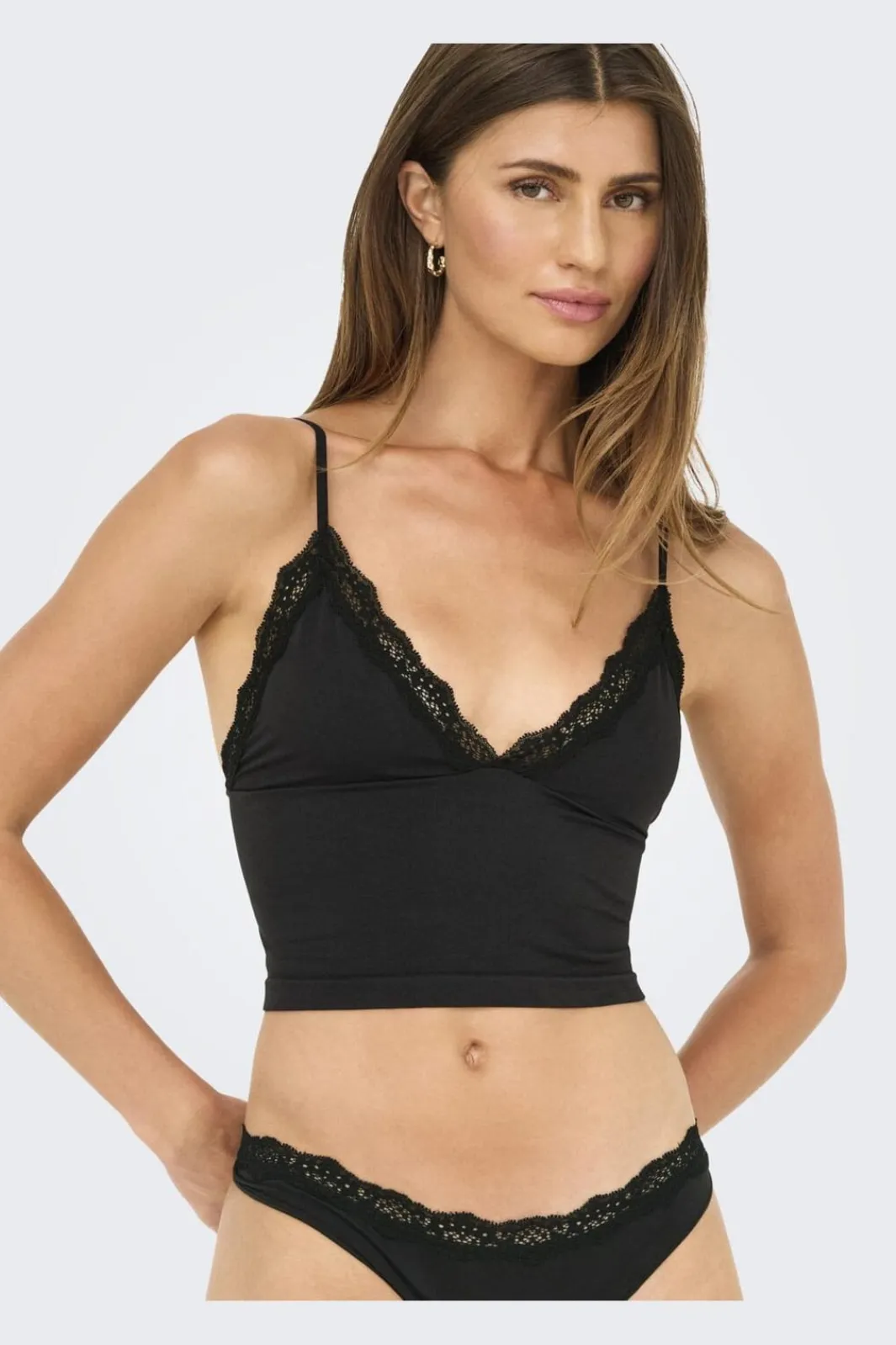 Only Onlvicky Lace Singlet V-Neck Acc | Nattkläder & Underkläder|T-Shirts & Toppar