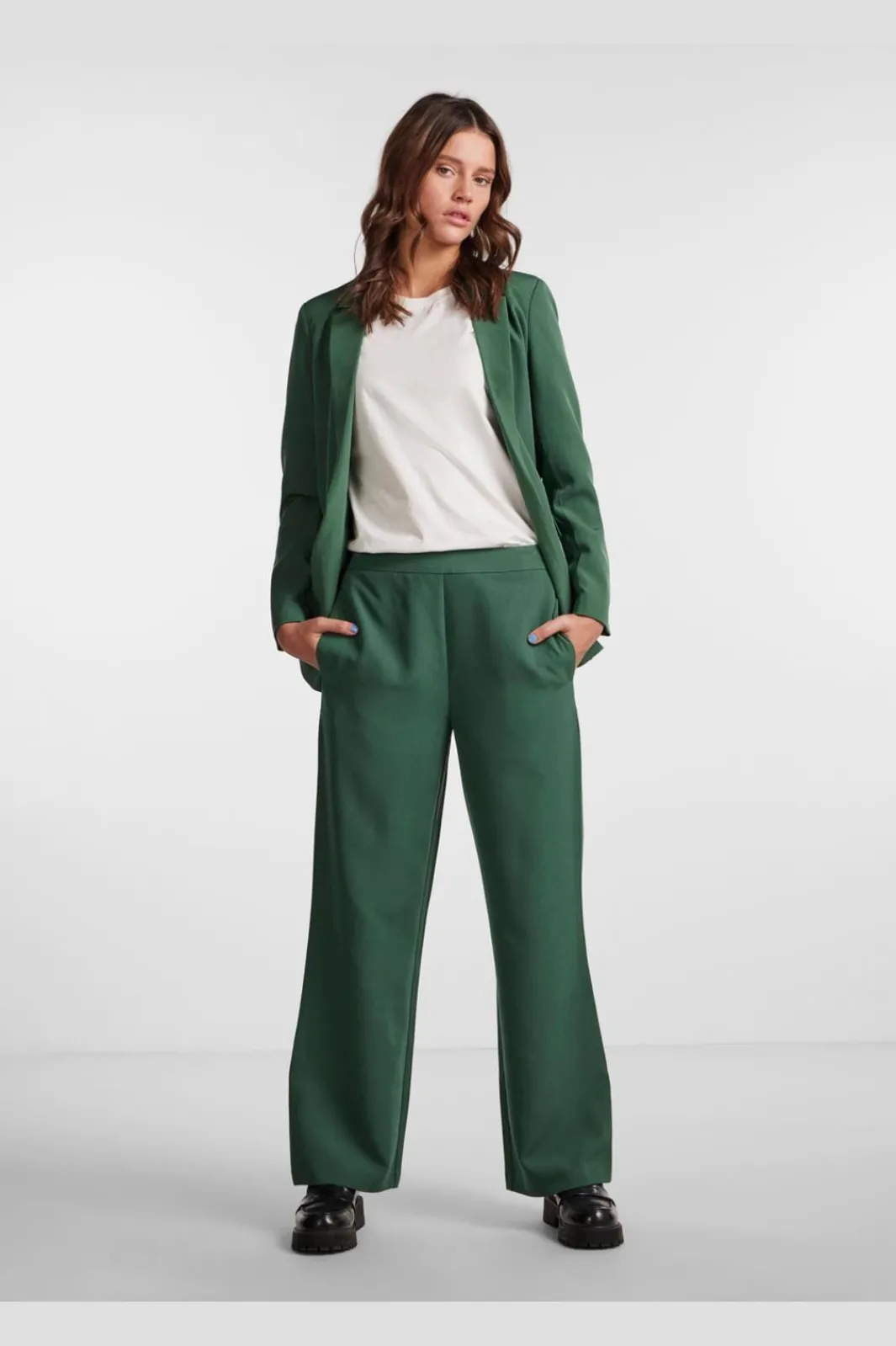 Pieces Pcbossy Wide Plain Pant | Jeans, Leggings & Byxor