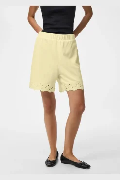 Pieces Pcchii uer Broderi hort | Shorts