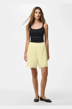 Pieces Pcchii uer Broderi hort | Shorts
