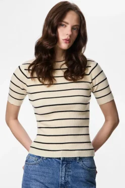Pieces Pcira O-Neck Knit | T-Shirts & Toppar