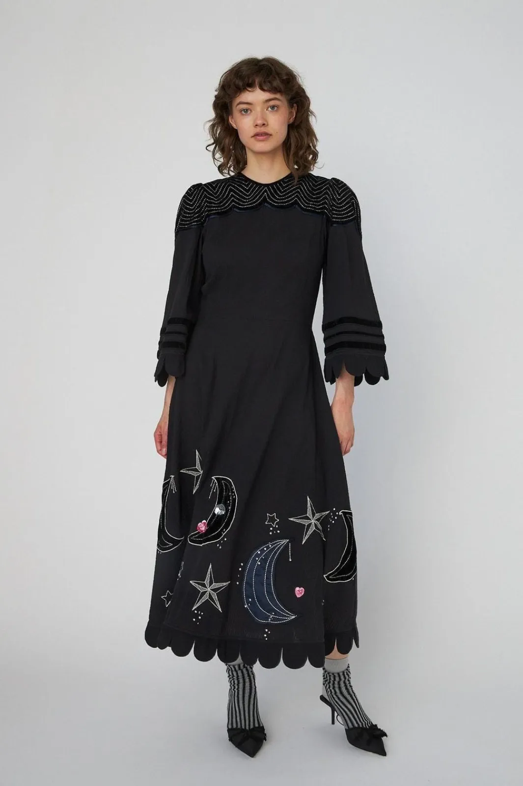 Stella Nova Snmoon And Star Embroidered Midi Dressms54-4316 | Klänningar
