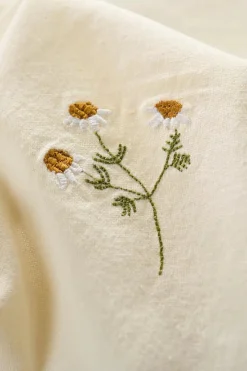 Ib Laursen Stofserviet Flora M/marguerit Butter Cream | Saker Till Köket