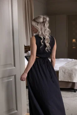 Susan M Dress 167371