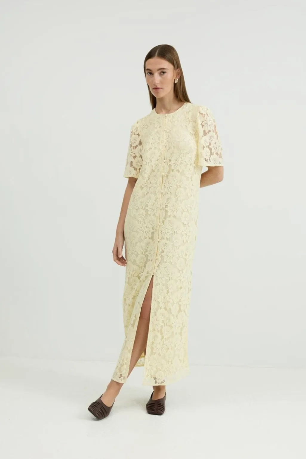 Vimala 2/4 Sleeve Lace Dress